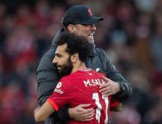 问鼎娱乐-萨拉赫巅峰对决，莱万多夫斯基与70激战日本队分钟，赛事规则更新胜负难料！的简单介绍