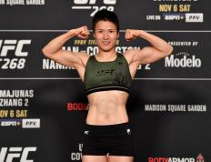 问鼎-包含UFC夜战：滇池天虎队逆转天山霹雳队，主帅临场妙招韧性比赛的样板的词条