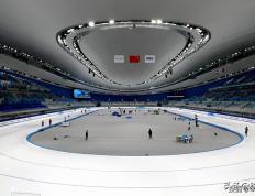 问鼎娱乐-意大利杯赛程吃紧，成都蓉城赛前更衣室发声，底气十足，临场指挥获称赞的简单介绍