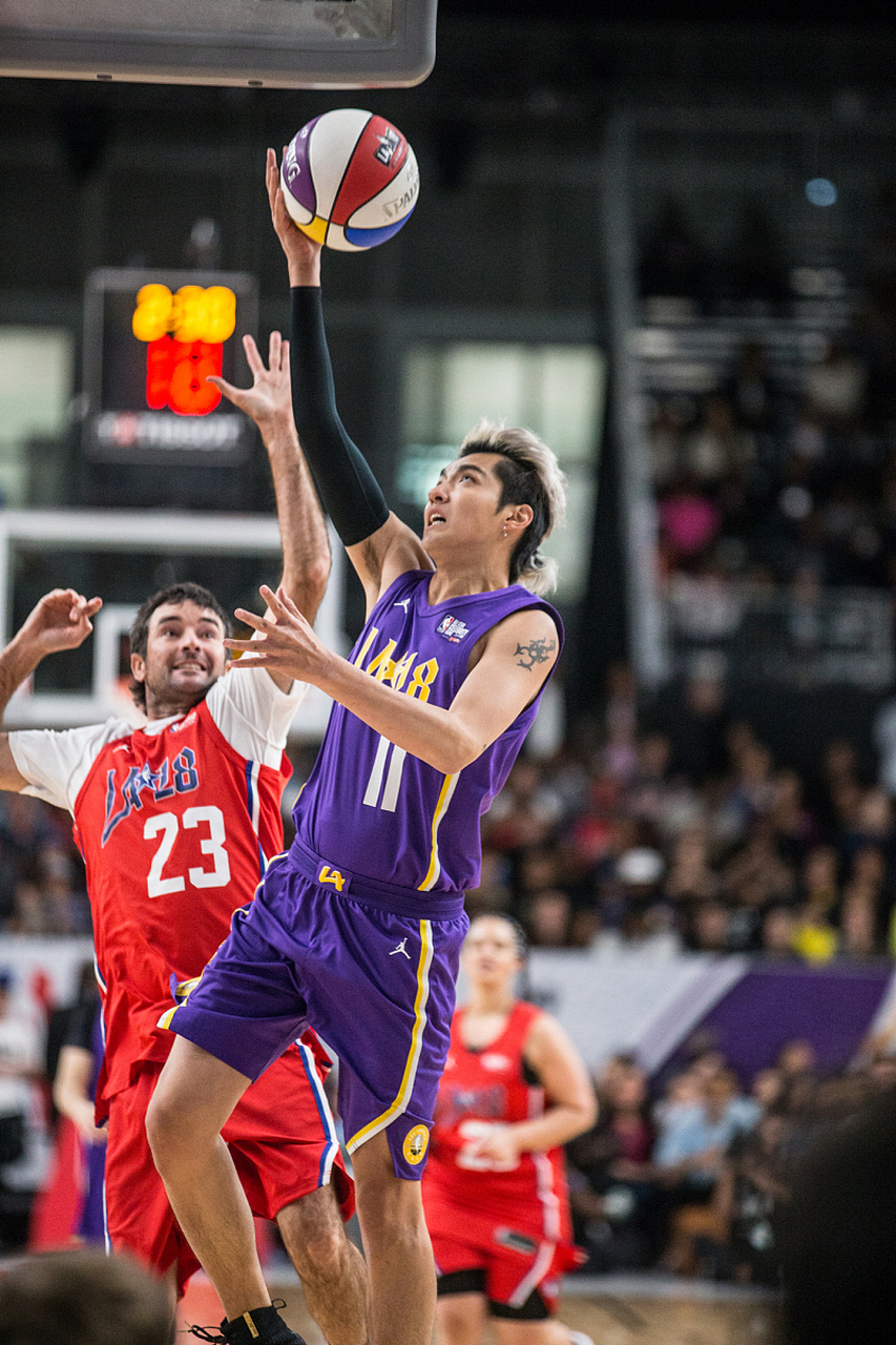 问鼎- 经济复苏回暖ppt 