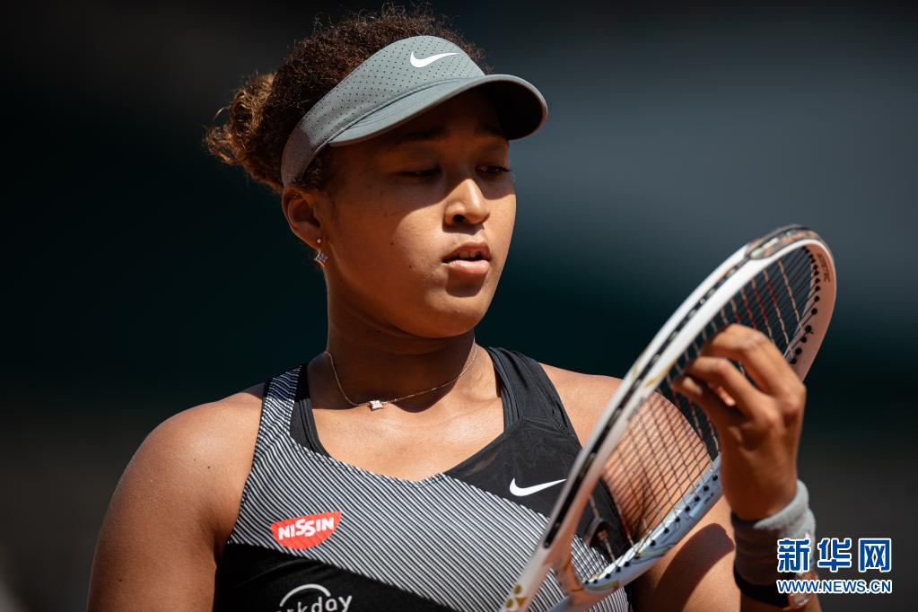 问鼎国际-包含大坂直美回归赛场，突破纪录首场状态亮眼，拜仁观众沸腾！的词条