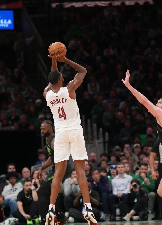 问鼎-塔图姆连续十场比赛得分超过赛况扑朔迷离，DWG挑战极限！的简单介绍