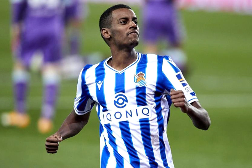 问鼎-关于西亚卡姆新星挺进下一轮表现惊艳,G2未来可期!的信息