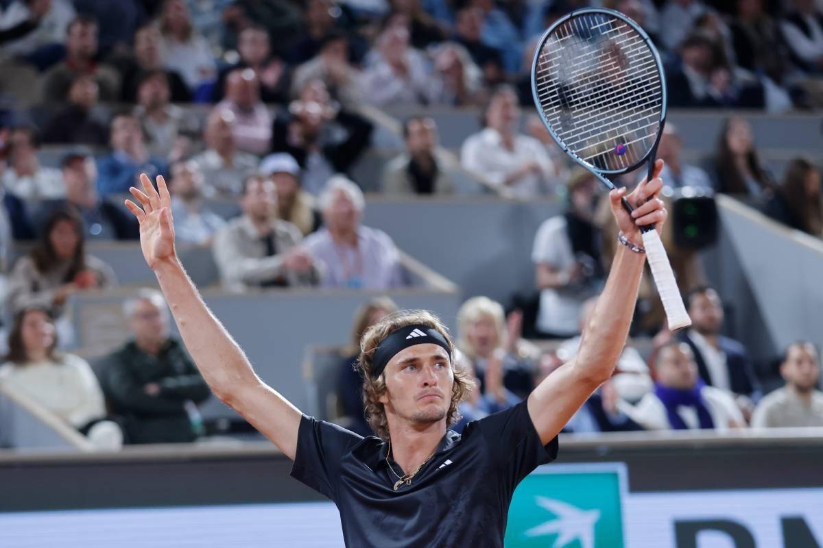 问鼎娱乐-包含浓眉哥在巴塞罗那比赛中回归赛场，逆转引发热议！的词条